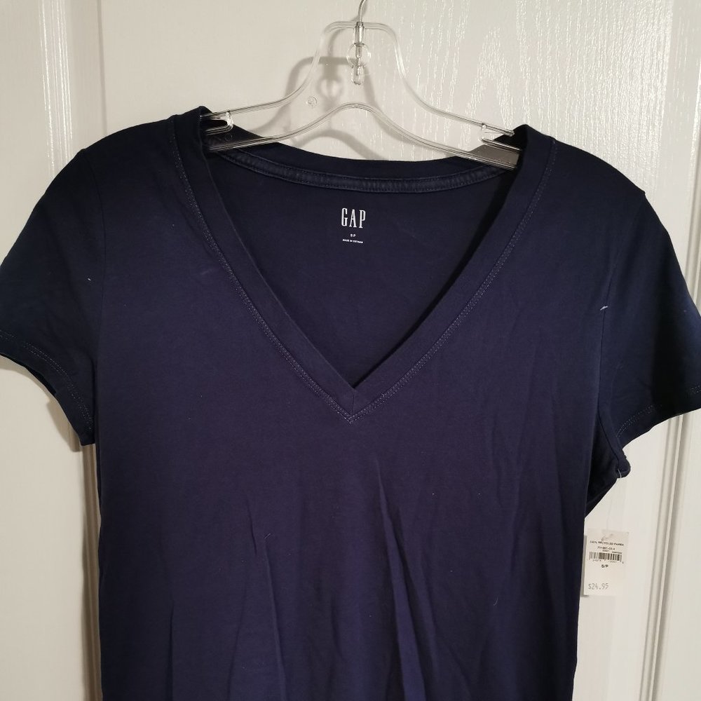 Gap Dark blue navy blu top V neckline short sleeve